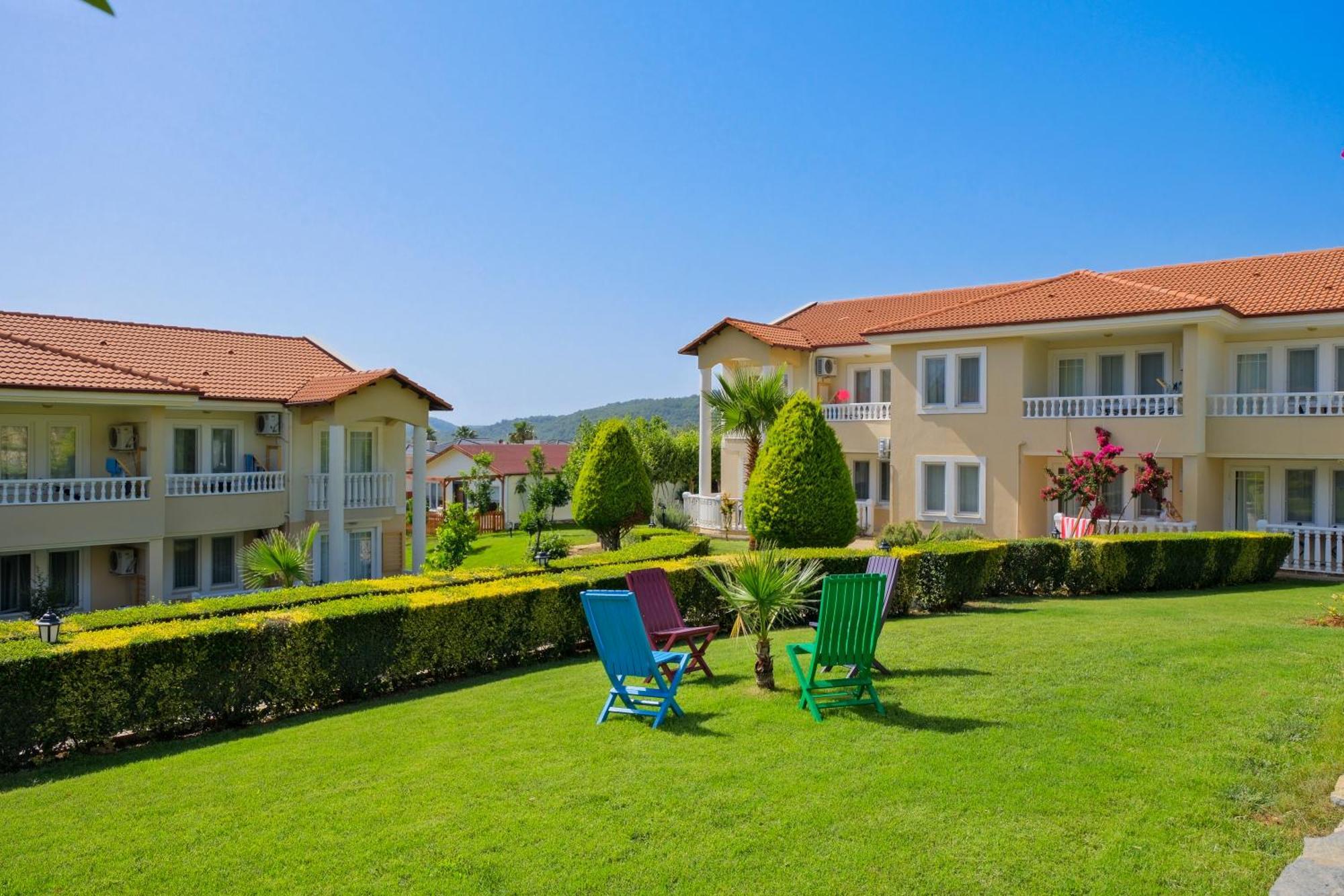 Larimar Suite Hotel Oludeniz Exterior photo