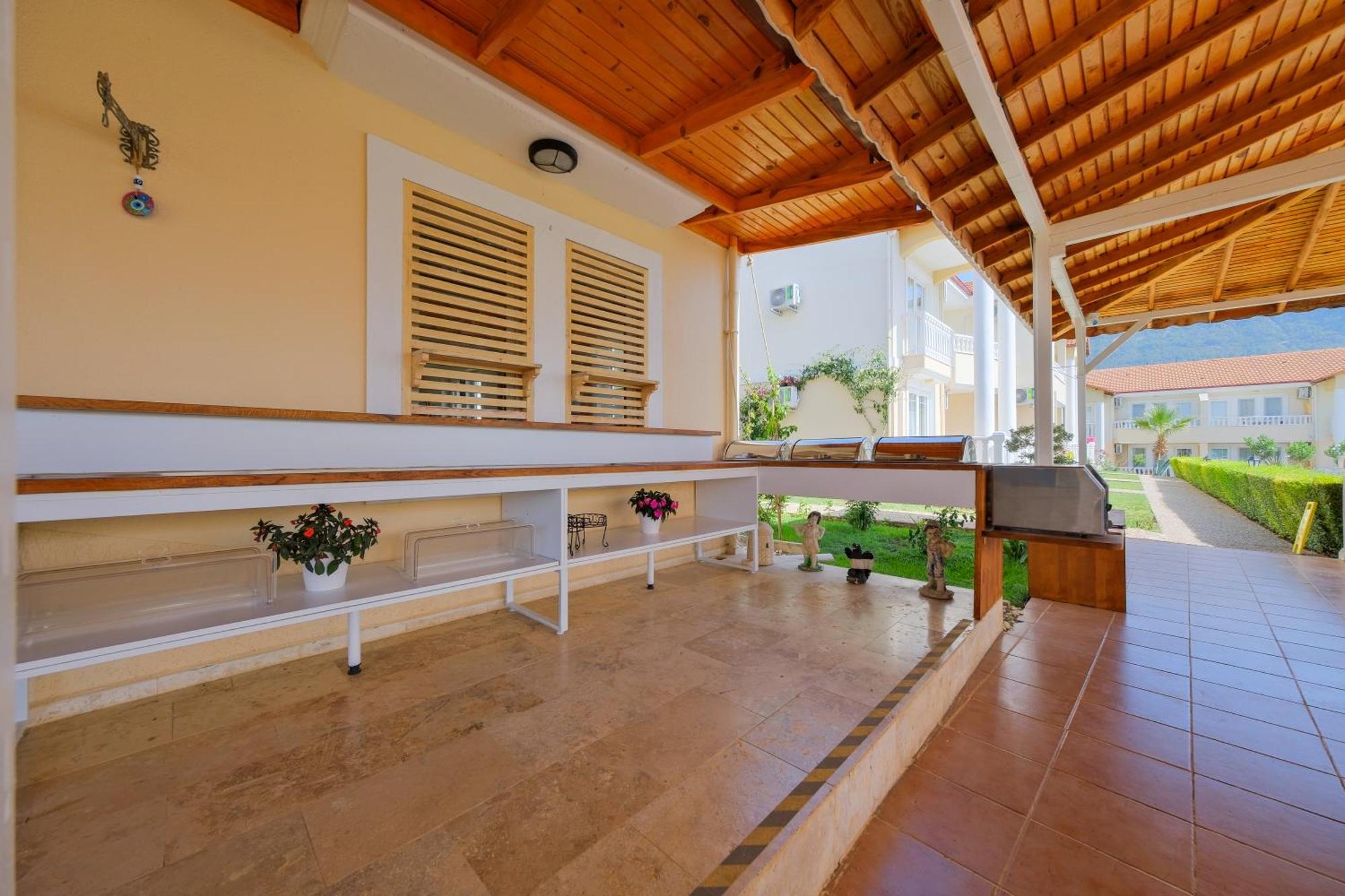 Larimar Suite Hotel Oludeniz Exterior photo