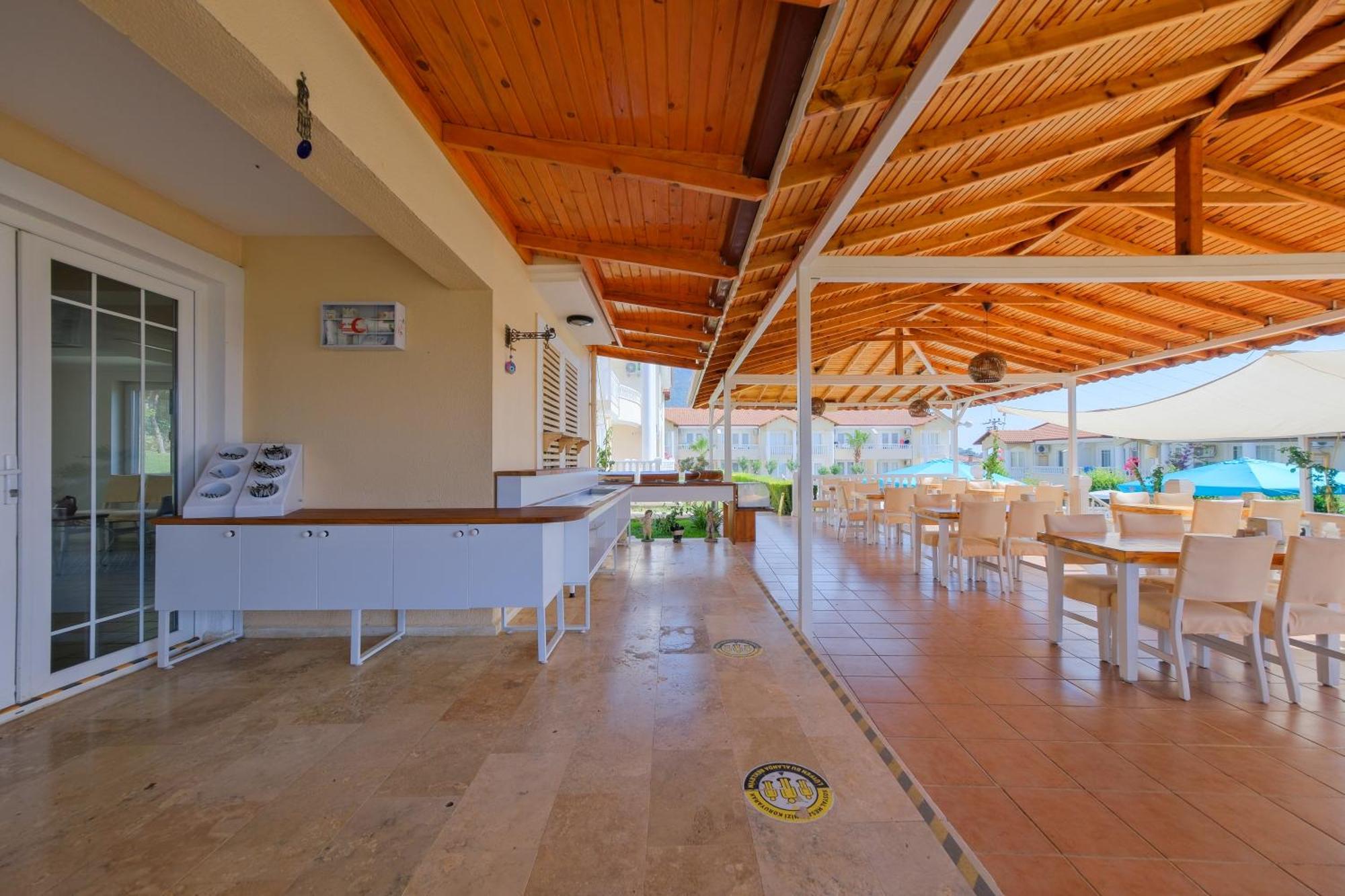 Larimar Suite Hotel Oludeniz Exterior photo