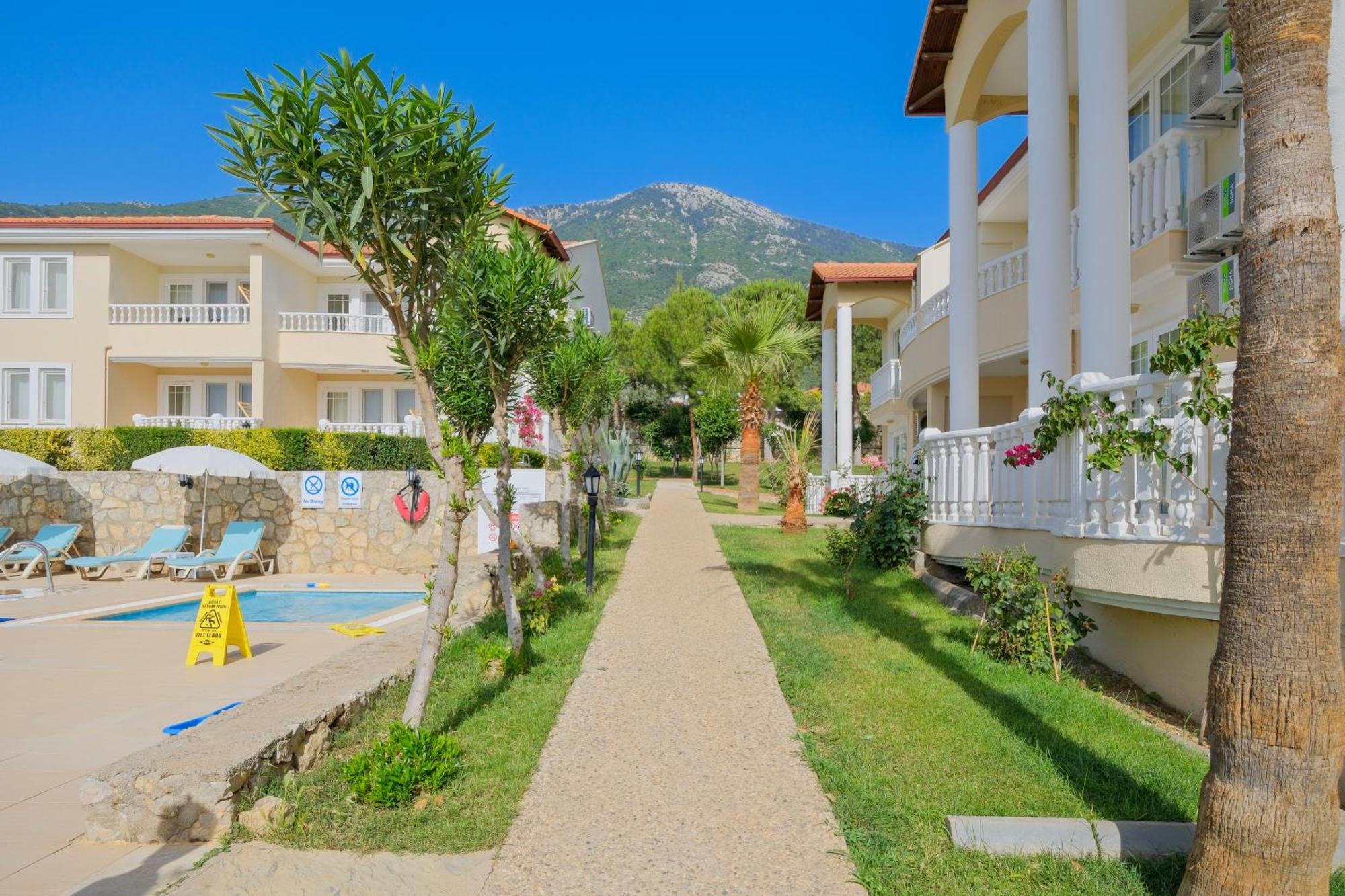 Larimar Suite Hotel Oludeniz Exterior photo