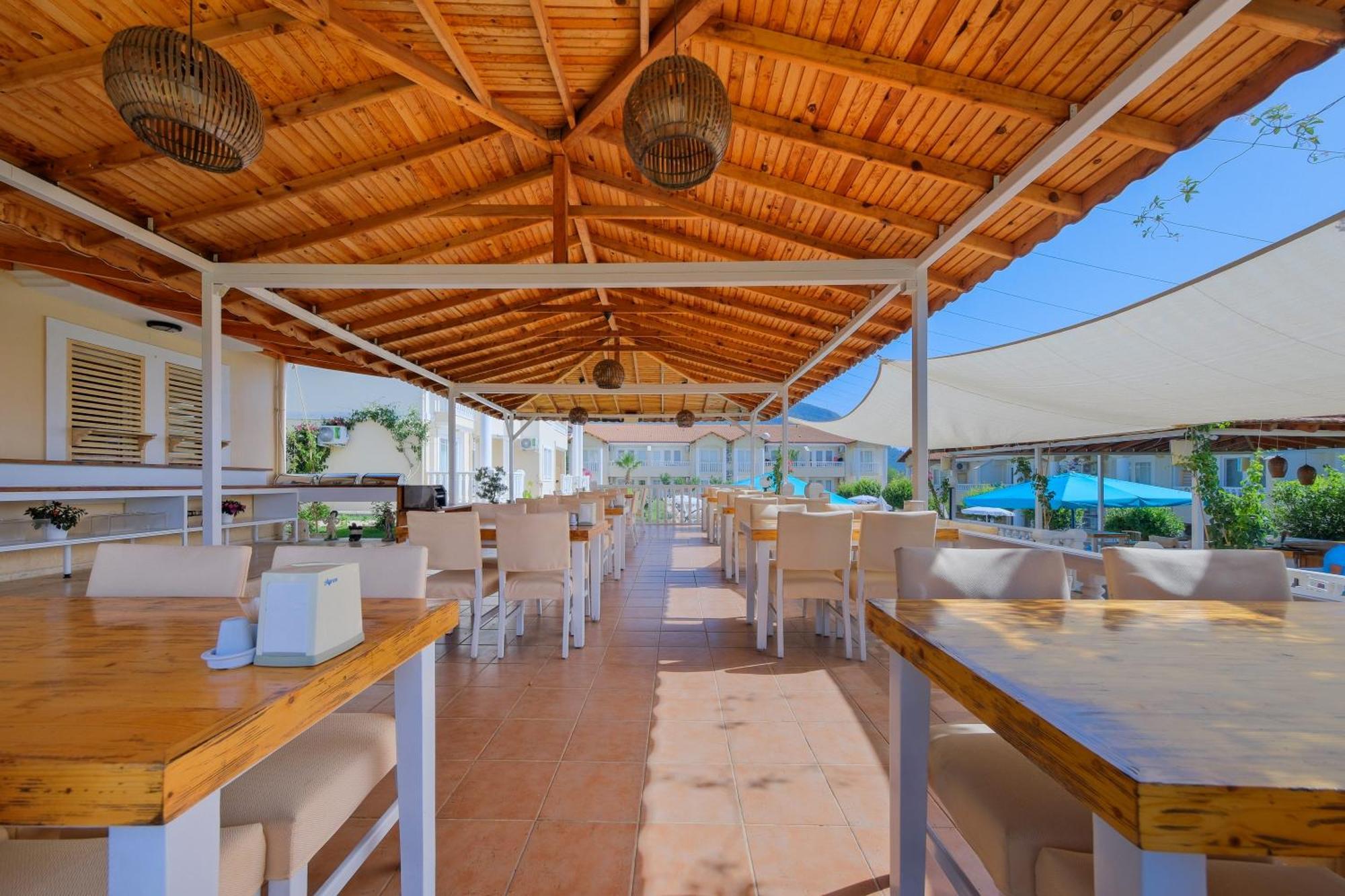 Larimar Suite Hotel Oludeniz Exterior photo