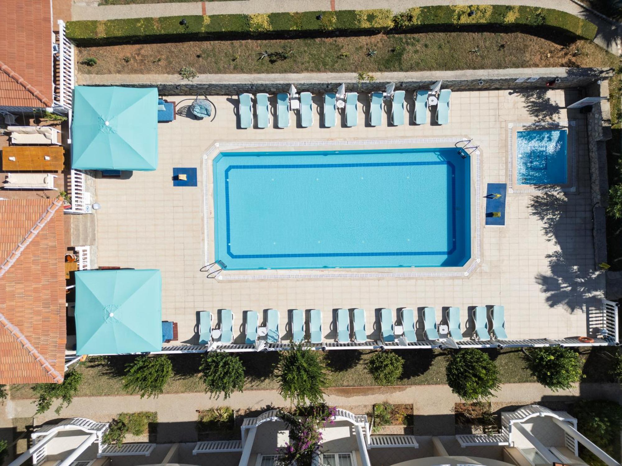 Larimar Suite Hotel Oludeniz Exterior photo